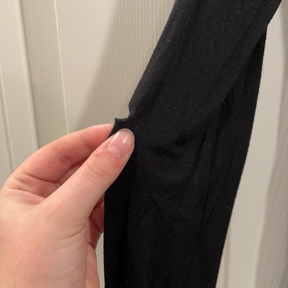 Plain black cardigan - Picture 3 of 3